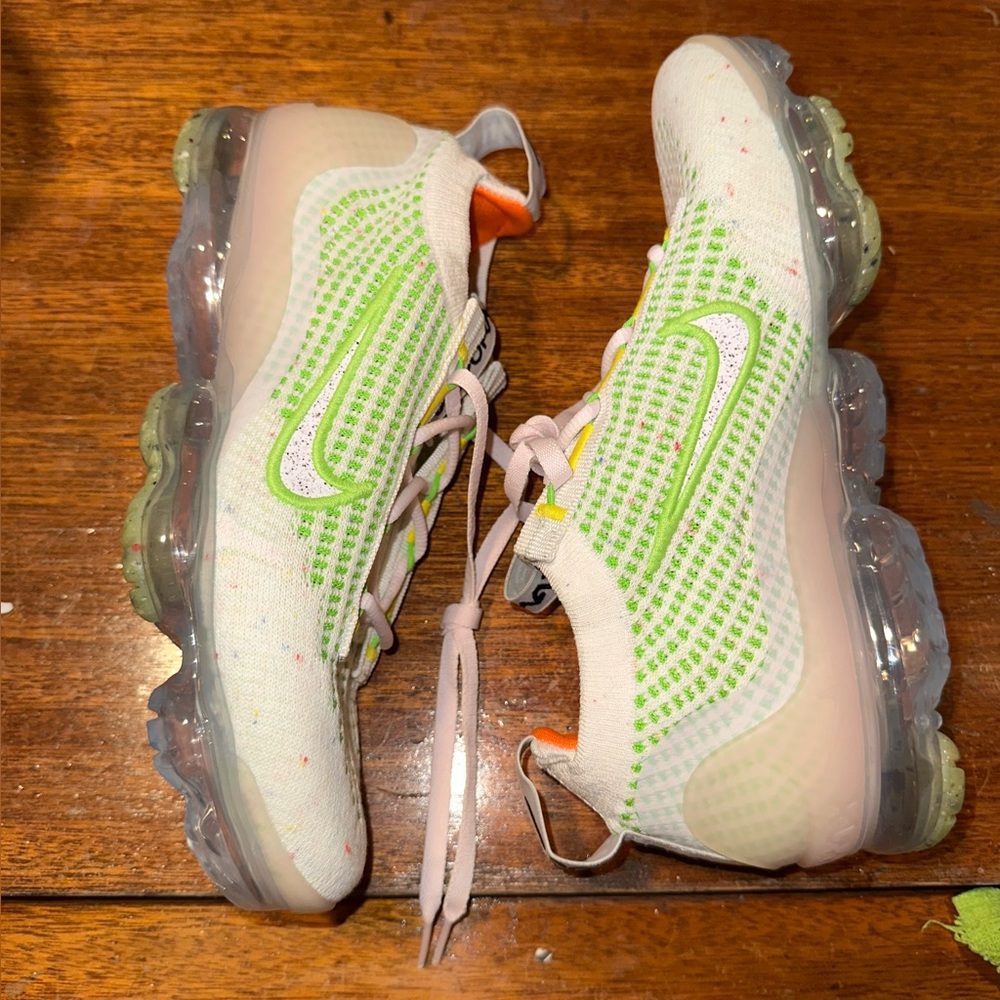 NWOT Women’s nike vapor max 2021 size 7 - Picture 2 of 6